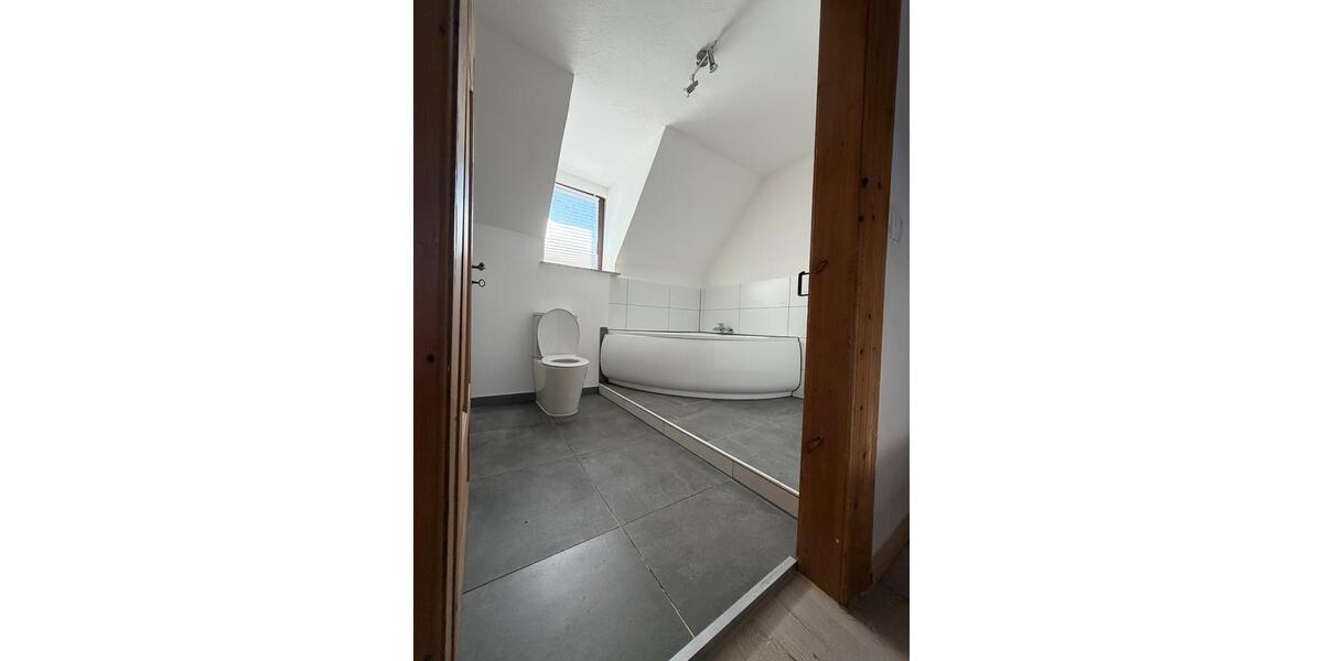 Einfamilienhaus Katzweiler - 5 Zimmer, 193 m&sup2;, 1.400&euro; | Angebot:26705276