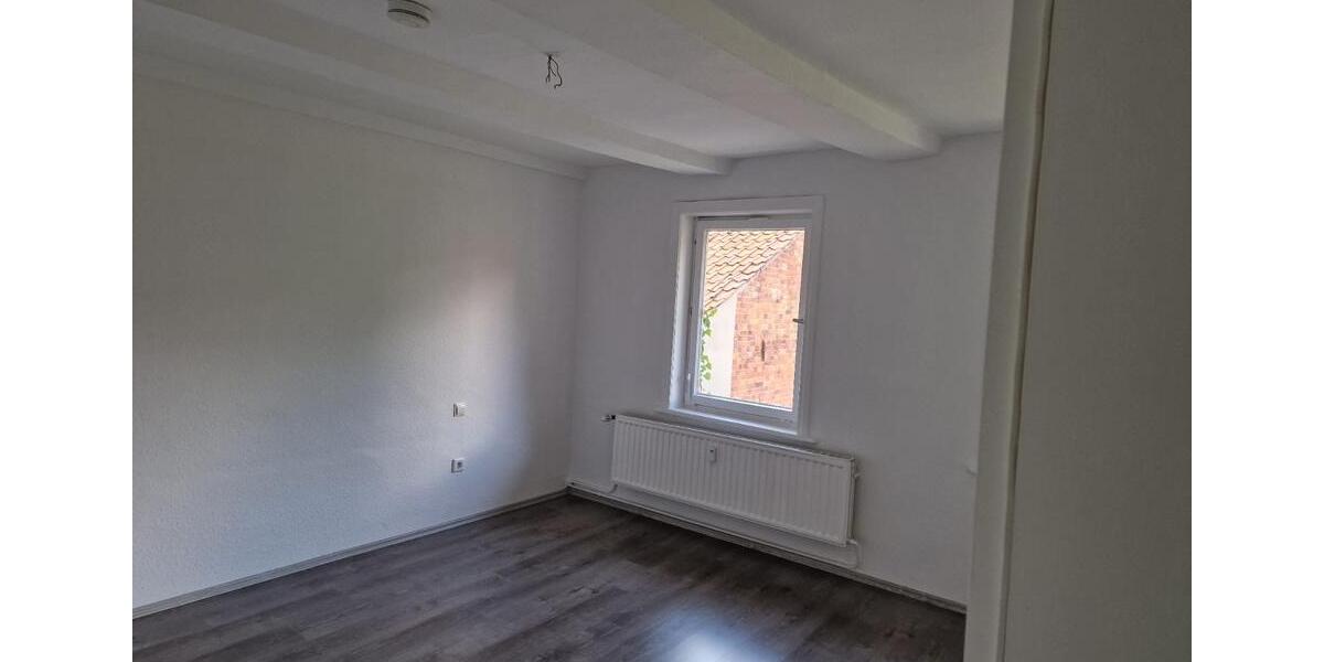 Erdgeschoßwohnung Delligsen - 2 Zimmer, 57 m&sup2;, 400&euro; | Angebot:26443662