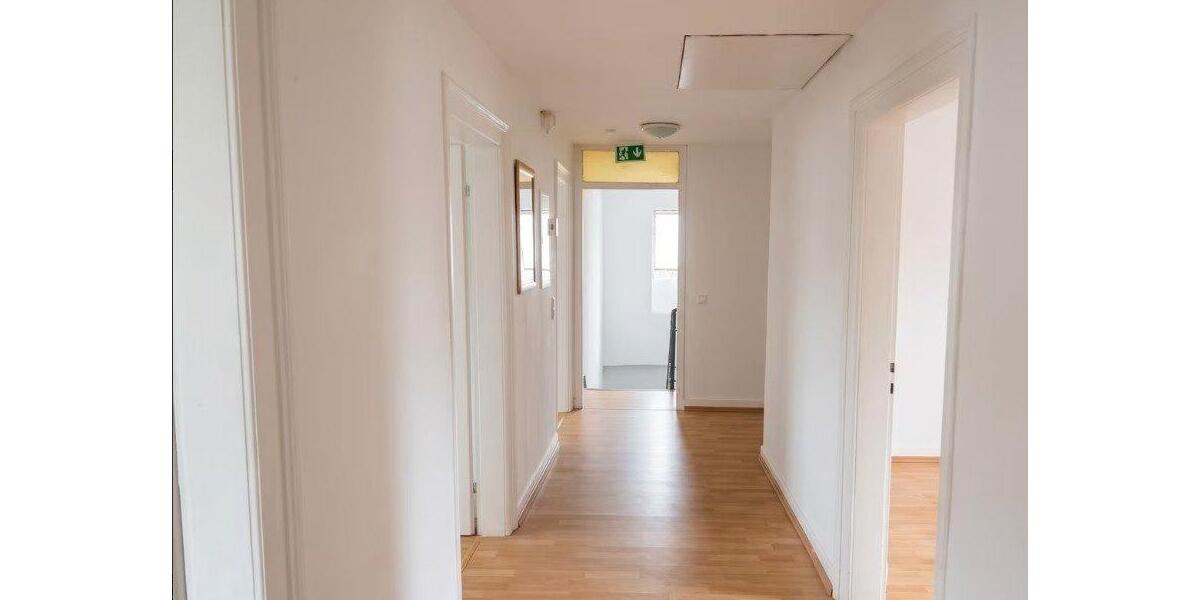 Dachgeschoßwohnung Alsfeld - 4 Zimmer, 105 m&sup2;, 900&euro; | Angebot:26547493