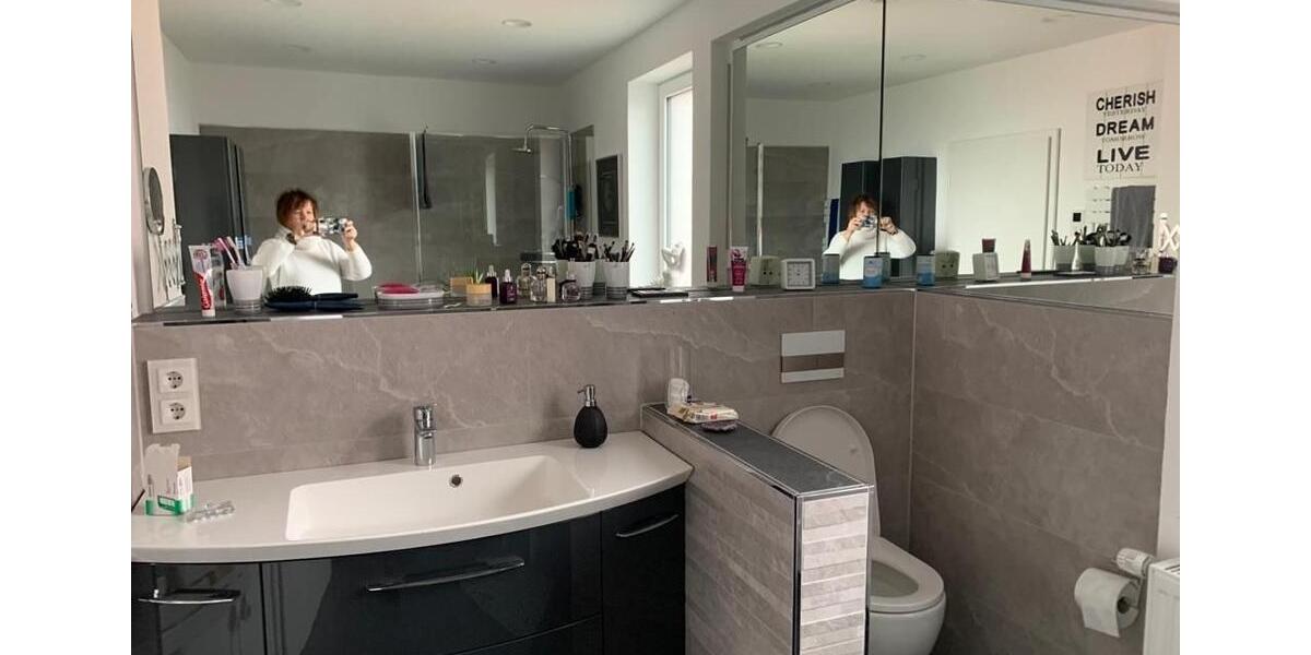 Reihenhaus Uslar - 5.5 Zimmer, 140 m&sup2;, 1.150&euro; | Angebot:24842663