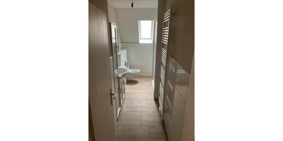 Dachgeschoßwohnung Nidda - 3 Zimmer, 70 m&sup2;, 570&euro; | Angebot:24586356