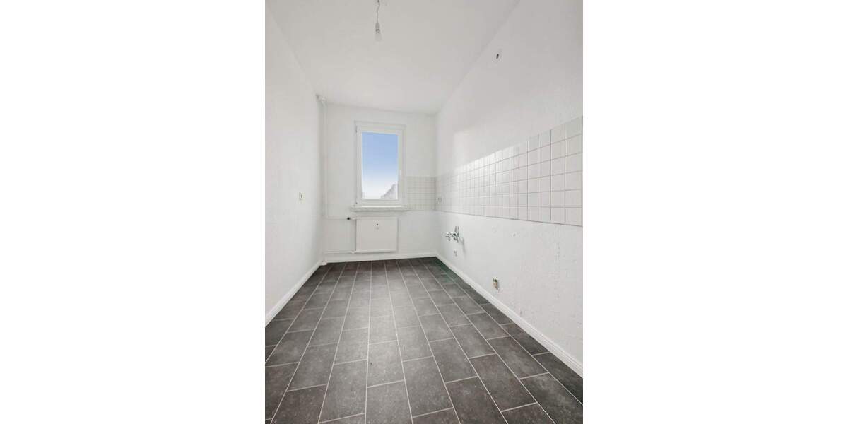 Etagenwohnung Neustadt in Sachsen Neustadt - 4 Zimmer, 74 m&sup2;, 448&euro; | Angebot:25768274