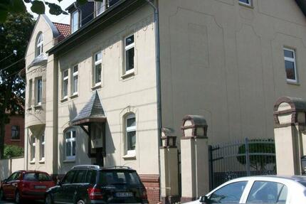 Wohnung Zörbig - 2 Zimmer, 77 m&sup2;, 400&euro; | Angebot:27592460