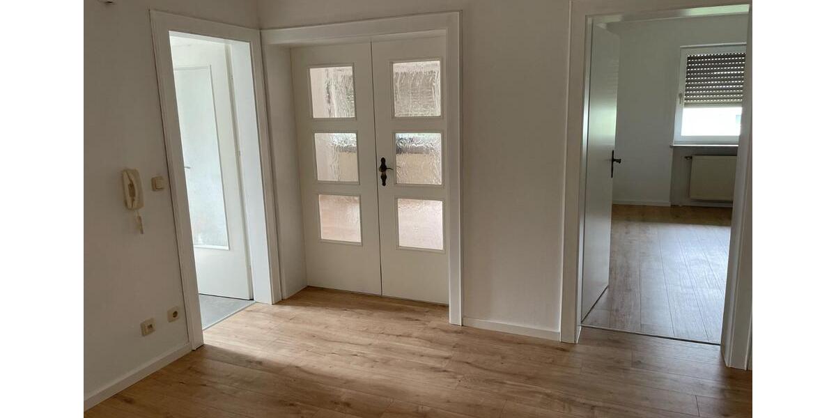 Helle, komplett renovierte 3-Zimmer-Wohnung in Grafenwiesen 3 zimmer