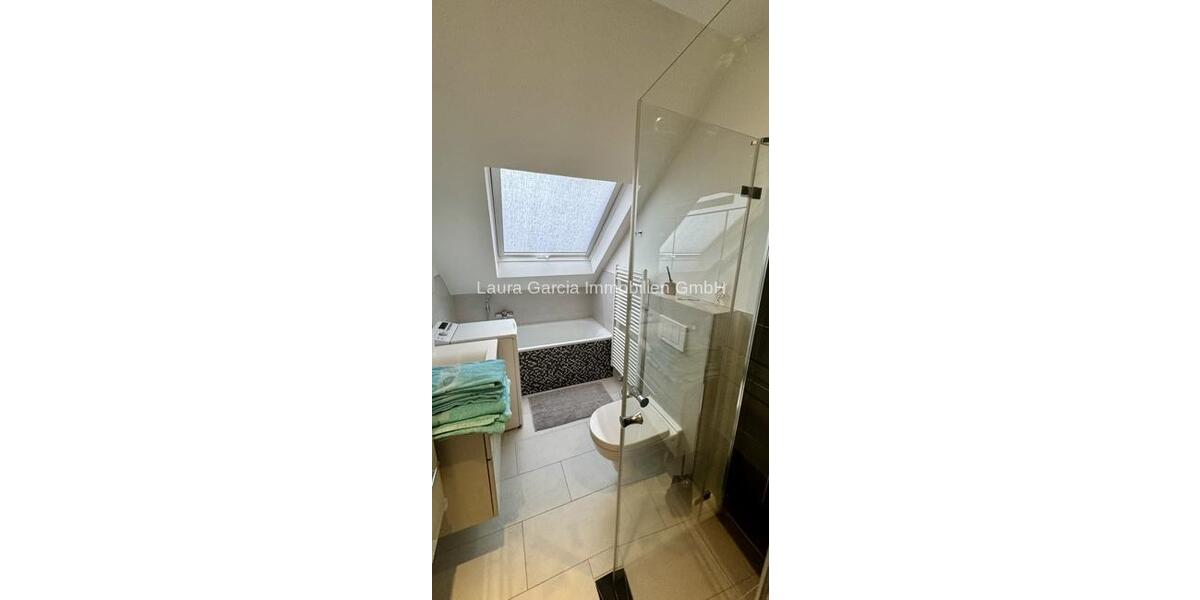 Wohnen auf Zeit Aachen Aachen-Mitte - 2 Zimmer, 67 m&sup2;, 1.400&euro; | Angebot:25270894