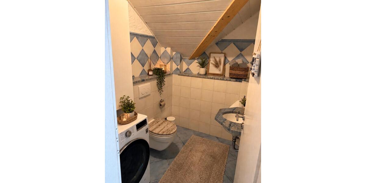Dachgeschoßwohnung Mammendorf - 5.5 Zimmer, 140 m&sup2;, 1.800&euro; | Angebot:26551221