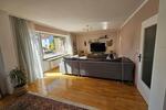 Etagenwohnung Weiden in der Oberpfalz - 4 Zimmer, 106 m&sup2;, 1.300&euro; | Angebot:26620619