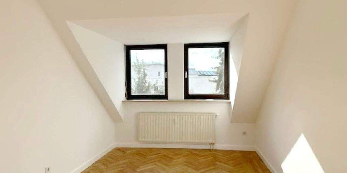 Etagenwohnung Nürnberg Maxfeld - 4 Zimmer, 174 m&sup2;, 2.575&euro; | Angebot:26017782