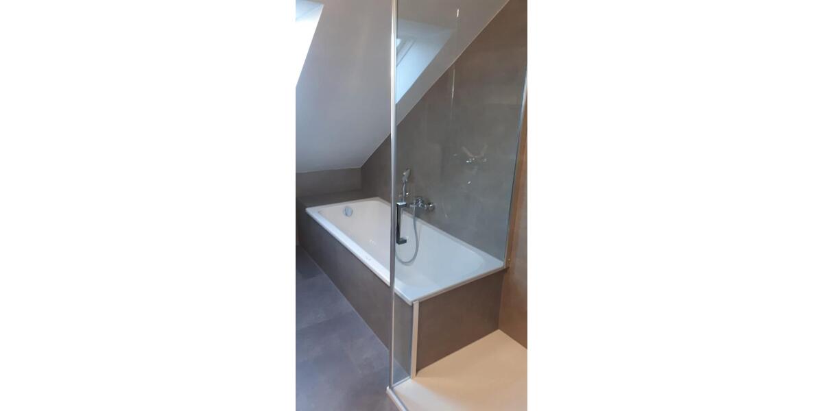 Dachgeschoßwohnung Kötz - 3 Zimmer, 110 m&sup2;, 1.000&euro; | Angebot:26355446