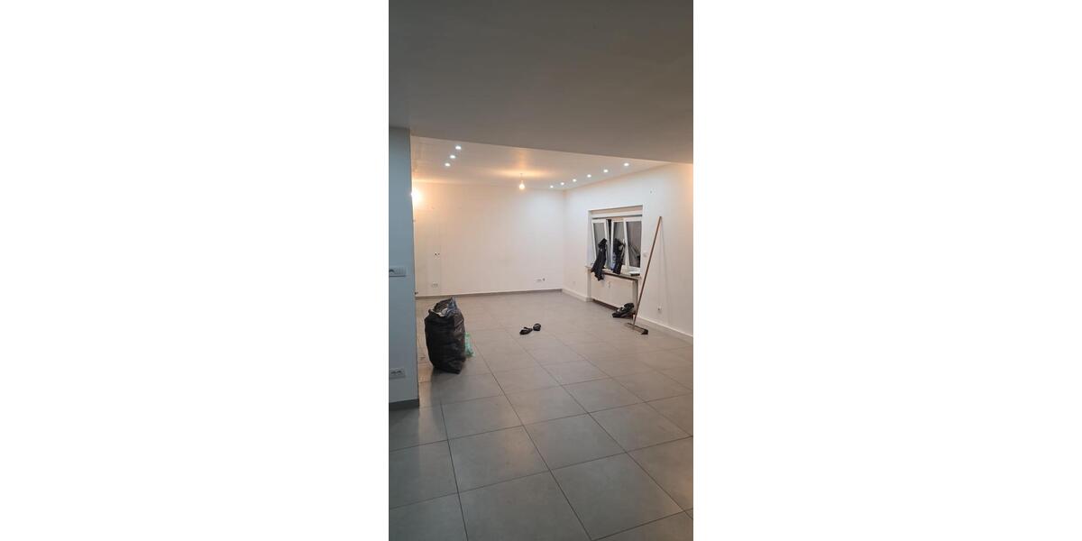 Etagenwohnung Lüchow (Wendland) - 4 Zimmer, 117 m&sup2;, 1.000&euro; | Angebot:24847376