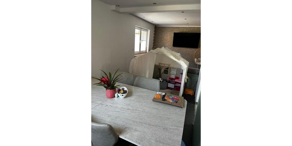 Erdgeschoßwohnung Ilsede - 3 Zimmer, 85 m&sup2;, 700&euro; | Angebot:24754488