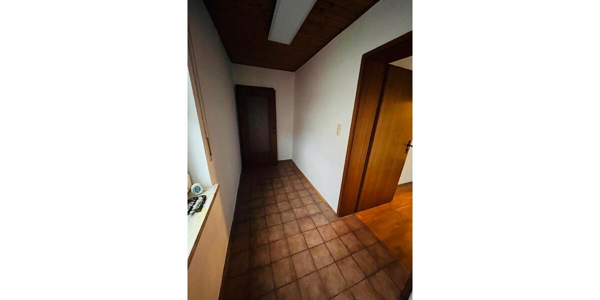 Etagenwohnung Pressath - 2 Zimmer, 74 m&sup2;, 123&euro; | Angebot:25903984