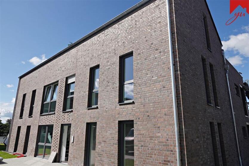 NeubauWohnung mit sonniger Dachterrasse in guter Lage von Schortens!