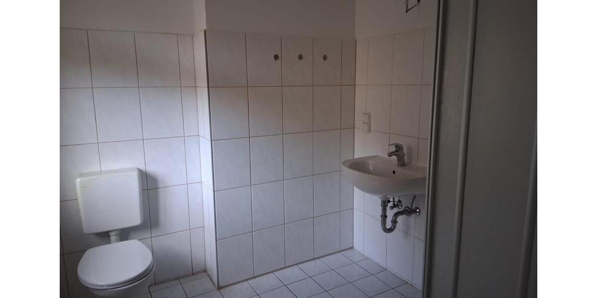 Einfamilienhaus Kaulsdorf - 8 Zimmer, 168 m&sup2;, 840&euro; | Angebot:25877733