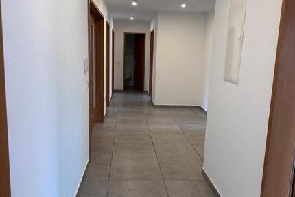 Wohnung Birkenfeld - 4 Zimmer, 115 m&sup2;, 950&euro; | Angebot:25931409