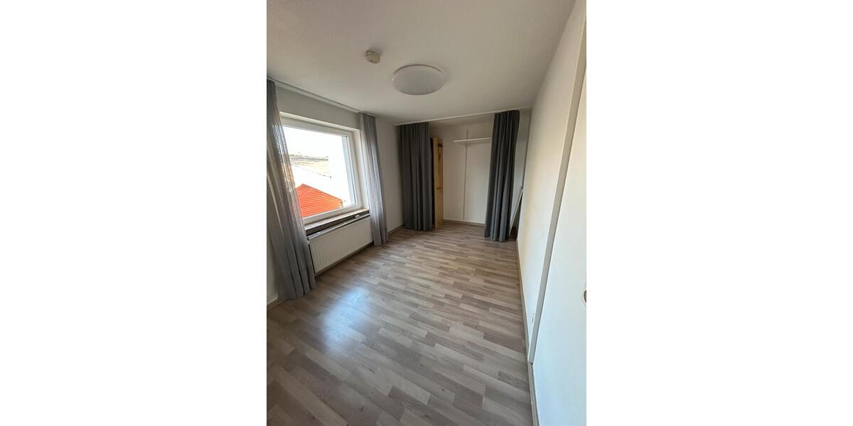 Etagenwohnung Neustadt in Holstein - 3 Zimmer, 78 m&sup2;, 1.060&euro; | Angebot:26343053