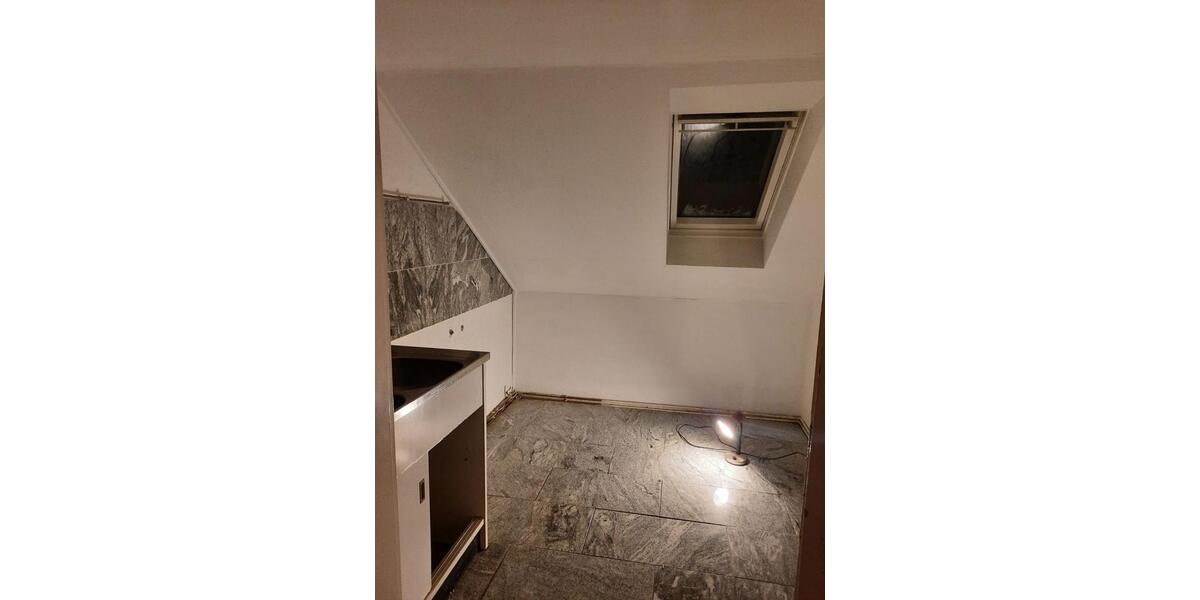 Dachgeschoßwohnung Hannover Döhren-Wülfel - 3 Zimmer, 50 m&sup2;, 460&euro; | Angebot:24389925