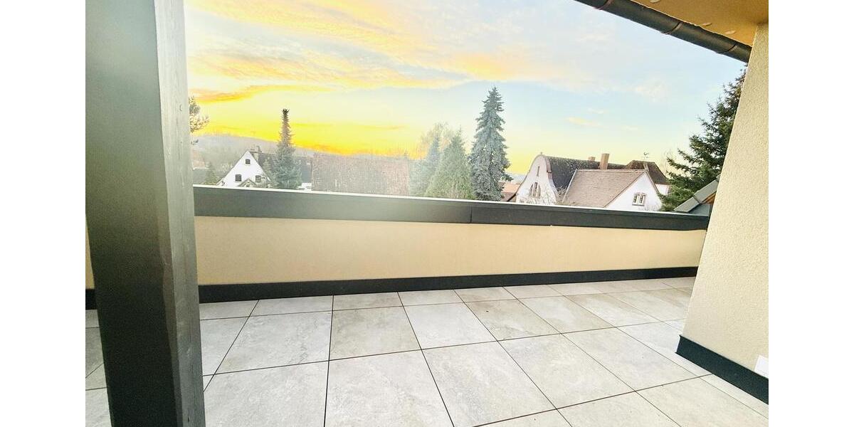 Moderne 3-Zimmerwohnung mit Dachloggia Erstbezug nach Sanierung Einbauküche 3 zimmer