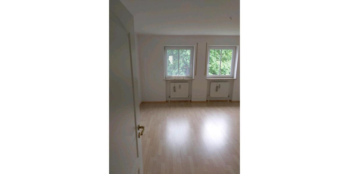 Etagenwohnung Kirchham - 3 Zimmer, 105 m&sup2;, 900&euro; | Angebot:26703594