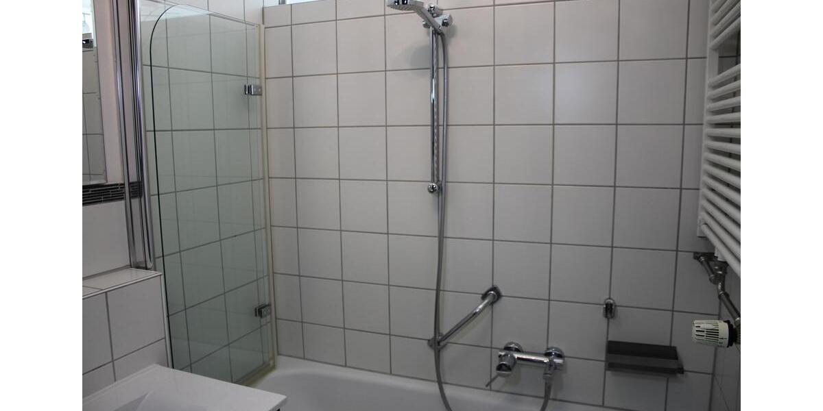 Reihenhaus Regensburg Gallingkofen - 4 Zimmer, 102 m&sup2;, 1.790&euro; | Angebot:23200367