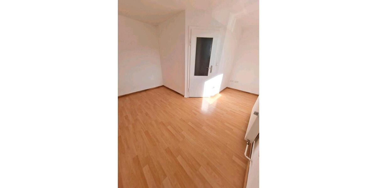 Etagenwohnung Melle - 4 Zimmer, 90 m&sup2;, 1.050&euro; | Angebot:26703487