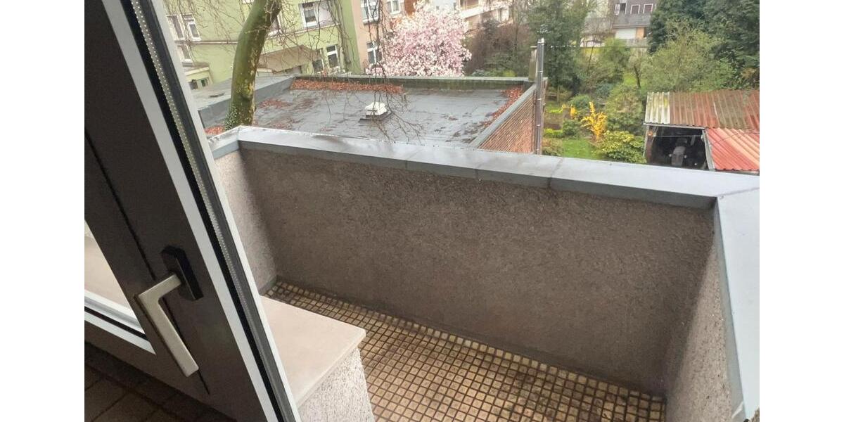 Etagenwohnung Duisburg - 3 Zimmer, 110 m&sup2;, 1.096&euro; | Angebot:26310453