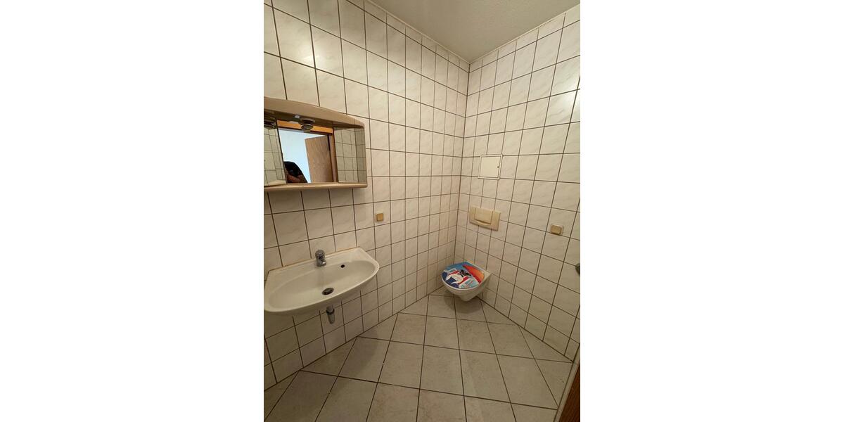 Etagenwohnung Zittau - 1 Zimmer, 250&euro; | Angebot:22229487