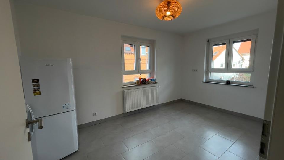 Etagenwohnung Ludwigsburg - 3 Zimmer, 85 m&sup2;, 1.200&euro; | Angebot:25216209