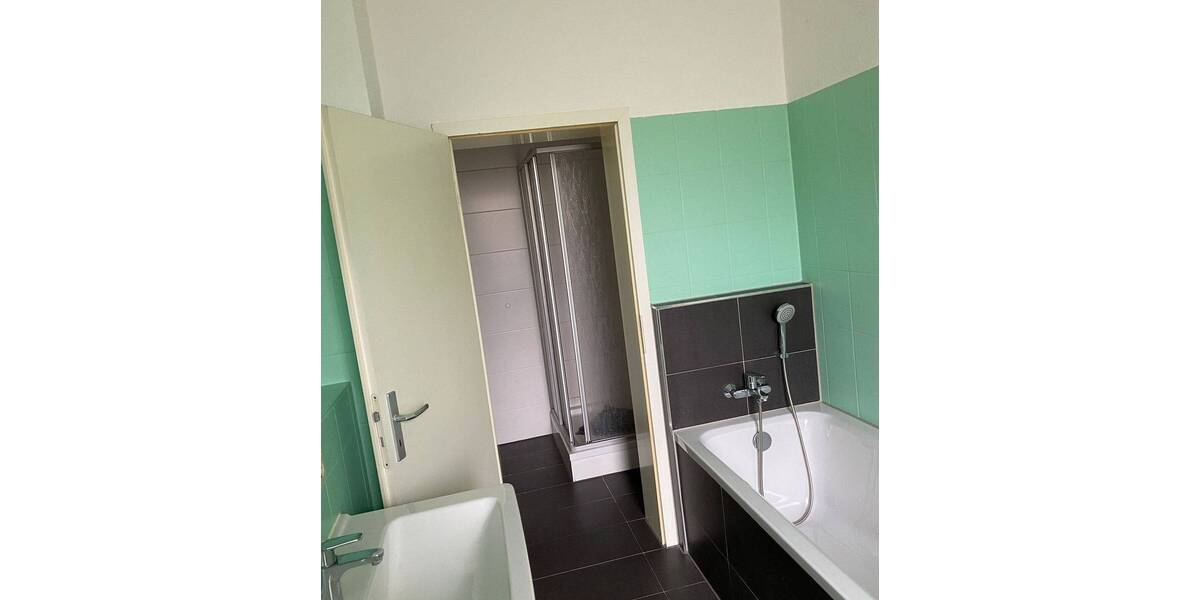 Geräumige 3-Zimmer EG Wohnung in günstiger Stadtlage - Etagenwohnung Zwickau Innenstadt | Angebot:26515714