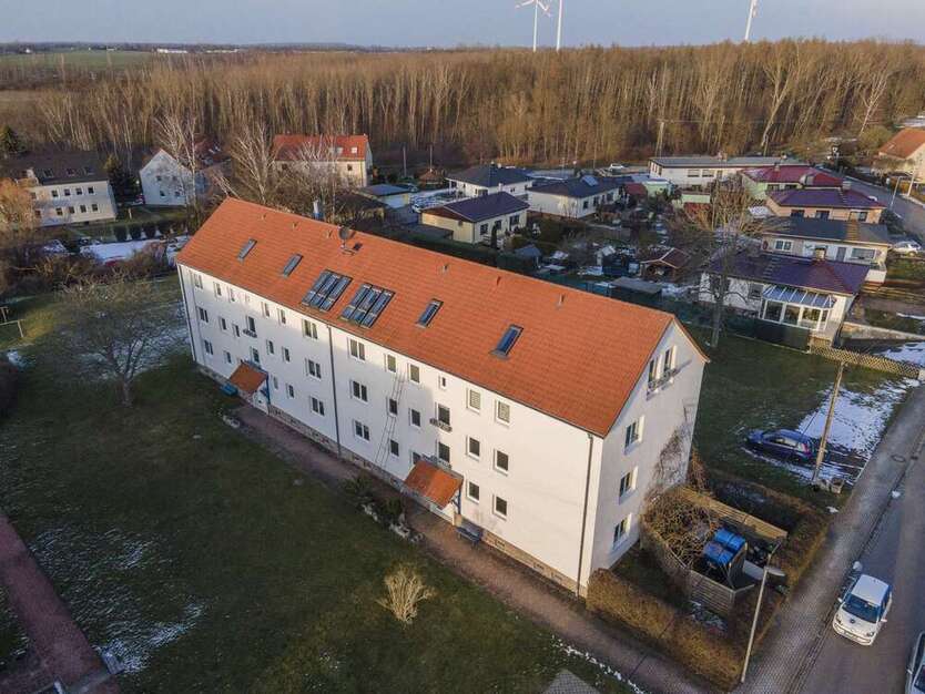 Sanierte 2-RaumWohnung in ruhiger Lage mit Einbauküche