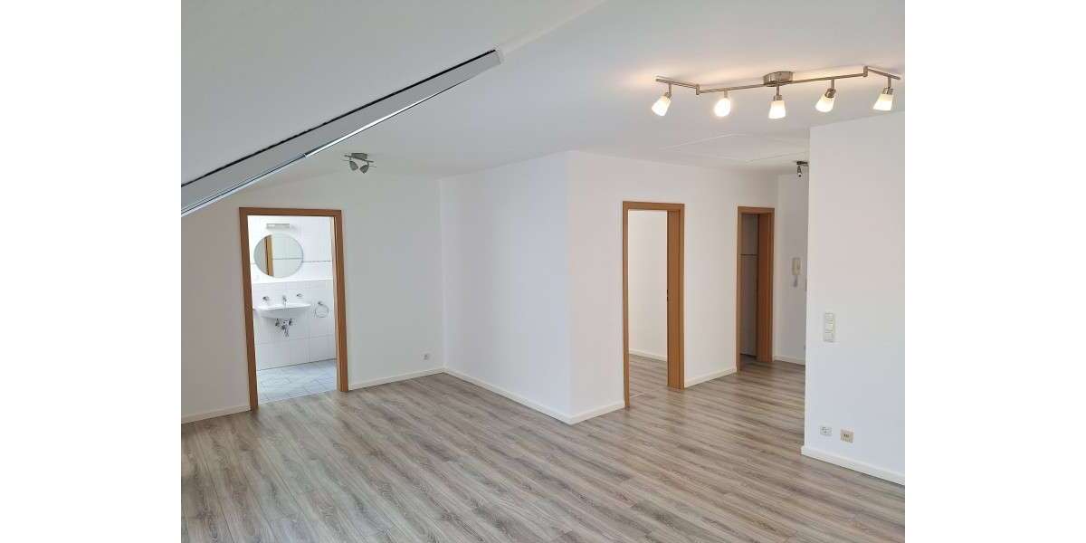 Etagenwohnung Bad Vilbel - 3 Zimmer, 84 m&sup2;, 1.060&euro; | Angebot:25601695