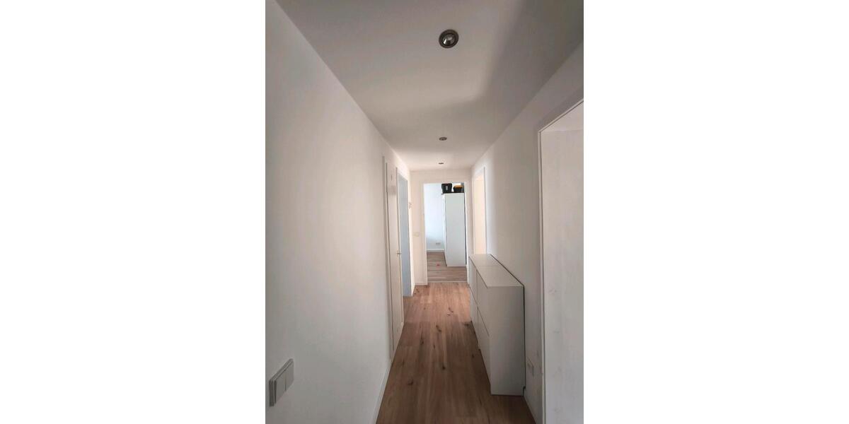 Wohnen auf Zeit Reutlingen Orschel-Hagen - 1 Zimmer, 11 m&sup2;, 465&euro; | Angebot:25057755
