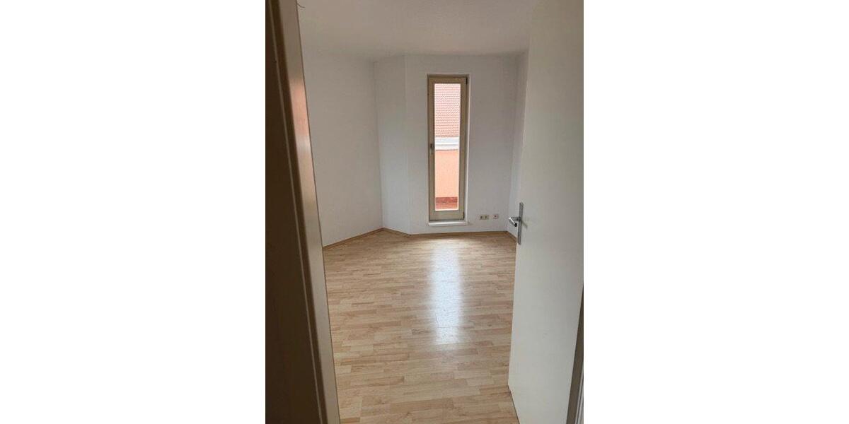 Dachgeschoßwohnung Parchim - 2 Zimmer, 62 m&sup2;, 543&euro; | Angebot:26383312