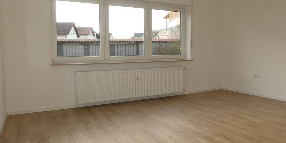 Etagenwohnung Harthausen Harthausen auf der Scher - 4 Zimmer, 94 m&sup2;, 660&euro; | Angebot:23651055