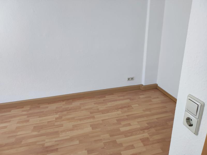 Etagenwohnung Meißen - 3 Zimmer, 81 m&sup2;, 530&euro; | Angebot:25319795