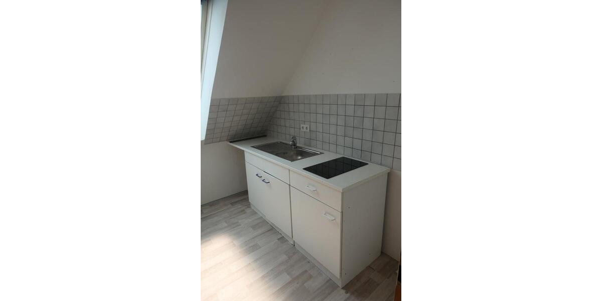Einfamilienhaus Uelzen - 7 Zimmer, 150 m&sup2;, 1.200&euro; | Angebot:26611151
