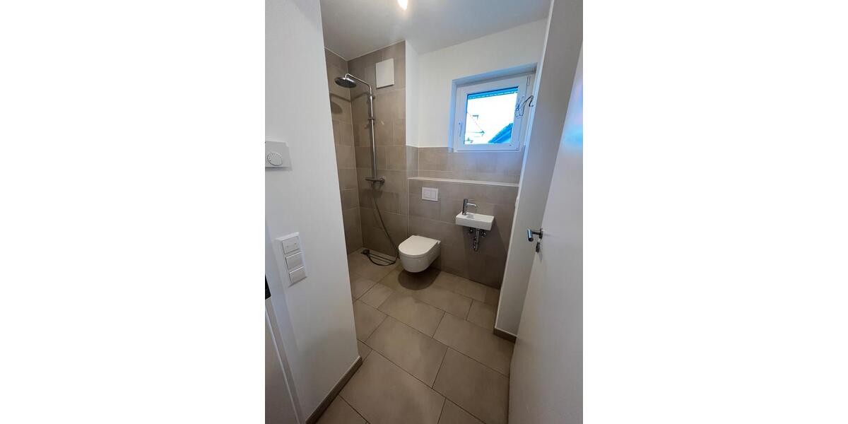 Erdgeschoßwohnung Ludwigsburg Pflugfelden - 4 Zimmer, 105 m&sup2;, 2.050&euro; | Angebot:25043275