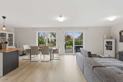 Wohnung Schulzendorf - 3 Zimmer, 105 m&sup2;, 1.500&euro; | Angebot:25907878