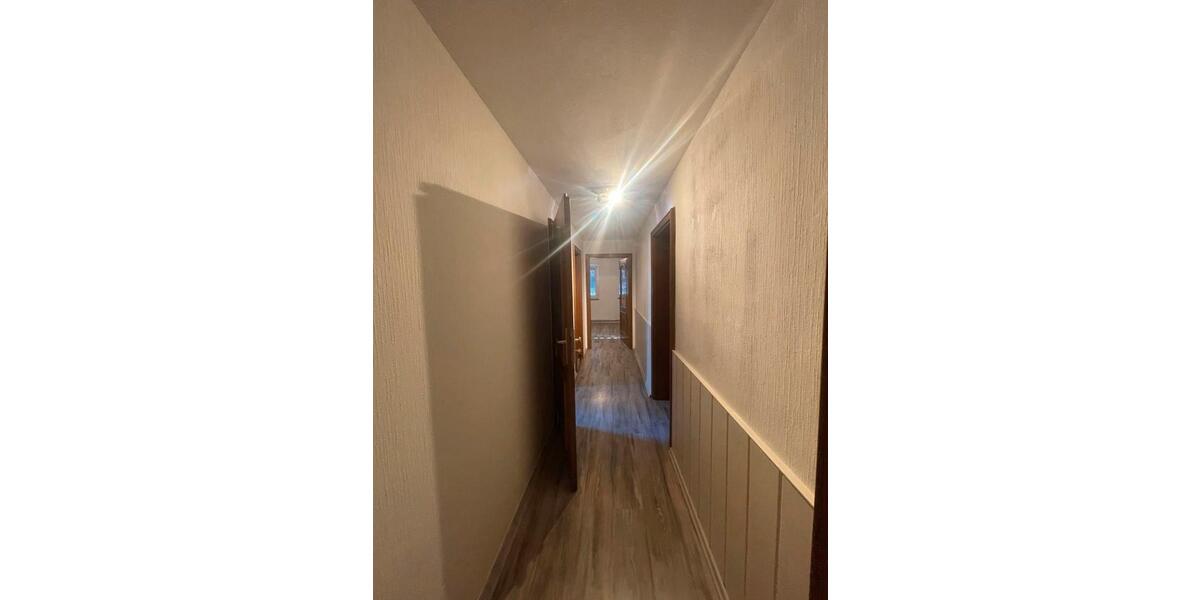 Mehrfamilienhaus, Wohnhaus Wutöschingen - 3 Zimmer, 80 m&sup2;, 1.100&euro; | Angebot:25928654