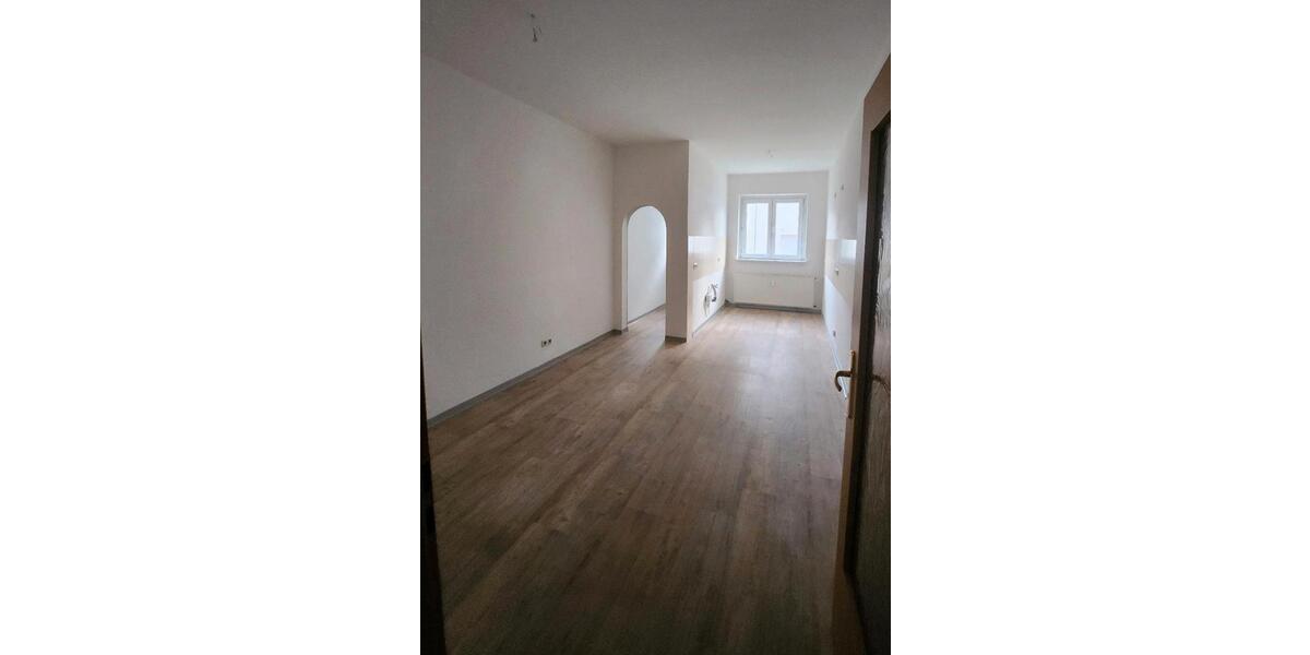 4Raum Wohnung mit sanierten Bad,Garten 4 zimmer