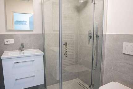 Zimmer Frankfurt am Main Innenstadt - 1 Zimmer, 1.350&euro; | Angebot:26732756