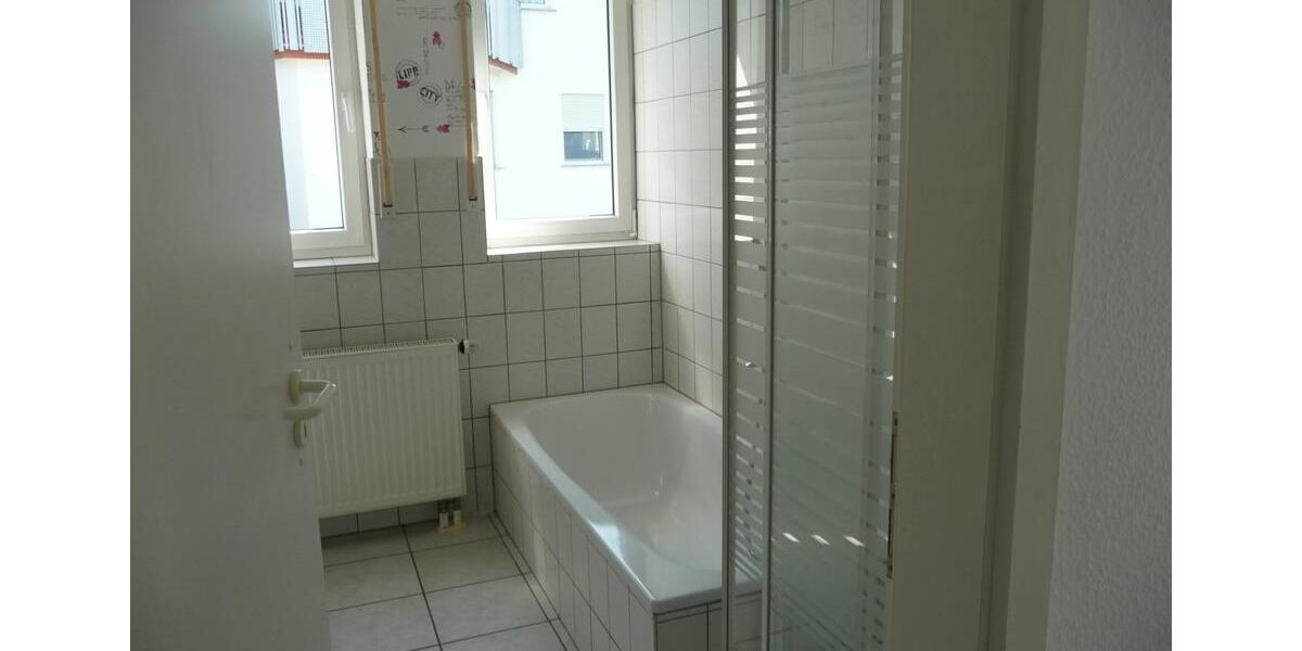 Dachgeschoßwohnung Niederaula - 3 Zimmer, 75 m&sup2;, 568&euro; | Angebot:26152137