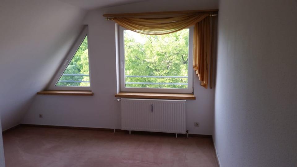 Dachgeschoßwohnung Brandenburg an der Havel - 3 Zimmer, 89 m&sup2;, 1.200&euro; | Angebot:25130968