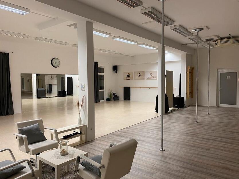 Tanz- und Sportstudio in SYKE (vormittags unterzuvermieten)