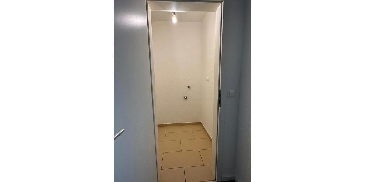 Erdgeschoßwohnung Bochum Günnigfeld - 3 Zimmer, 92 m&sup2;, 1.200&euro; | Angebot:24103171