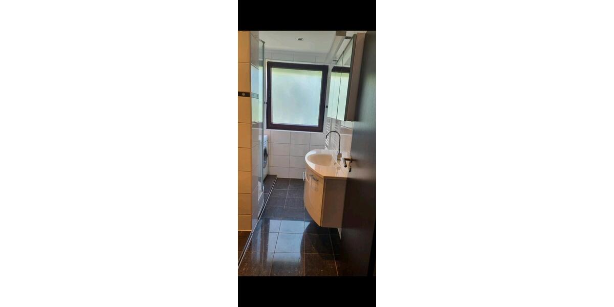 Etagenwohnung Detmold - 3 Zimmer, 73 m&sup2;, 750&euro; | Angebot:26522487