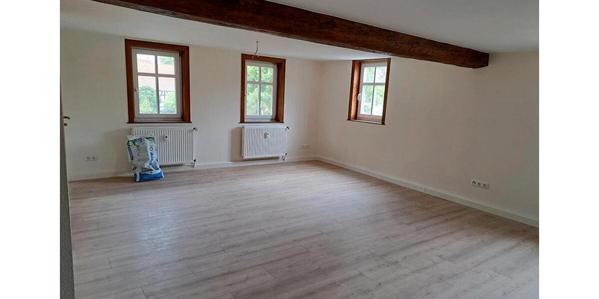Etagenwohnung Treffurt - 3 Zimmer, 112 m&sup2;, 650&euro; | Angebot:26031285