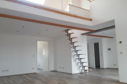 Wohnung Ludwigshafen am Rhein Ludwigshafen-Hemshof - 3 Zimmer, 90 m&sup2;, 1.270&euro; | Angebot:25994790