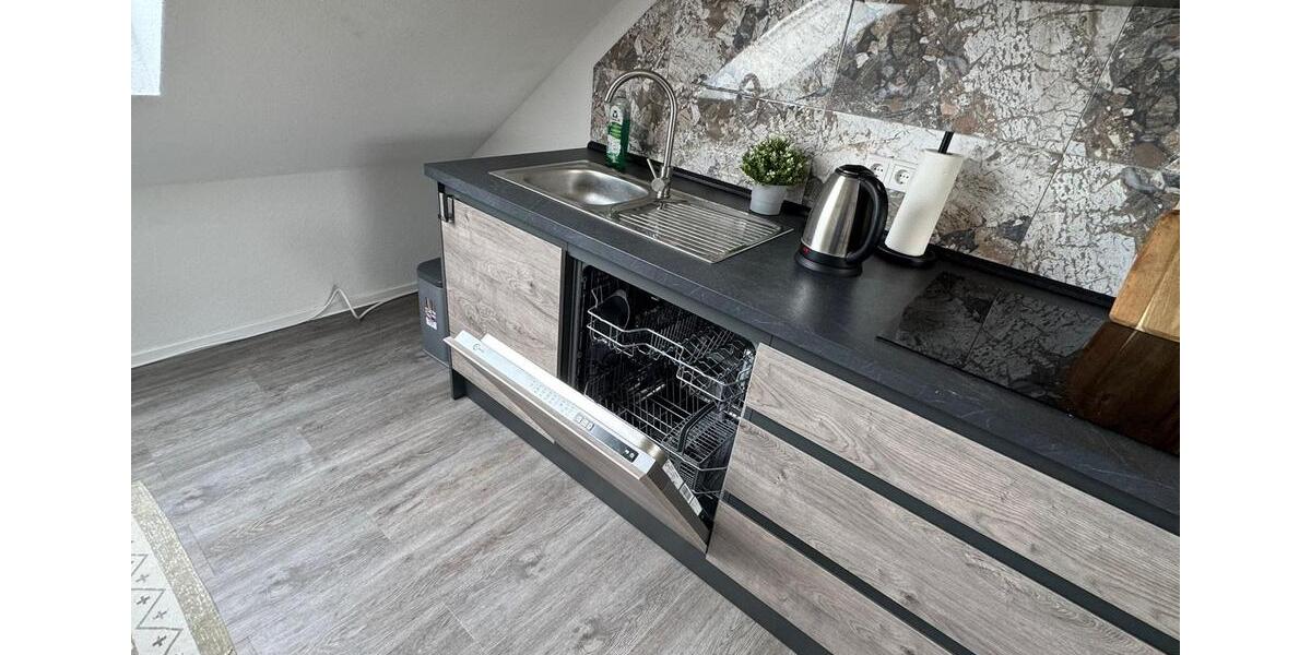 Dachgeschoßwohnung Gelsenkirchen Gelsenkirchen-Mitte - 2 Zimmer, 50 m&sup2;, 950&euro; | Angebot:24539741