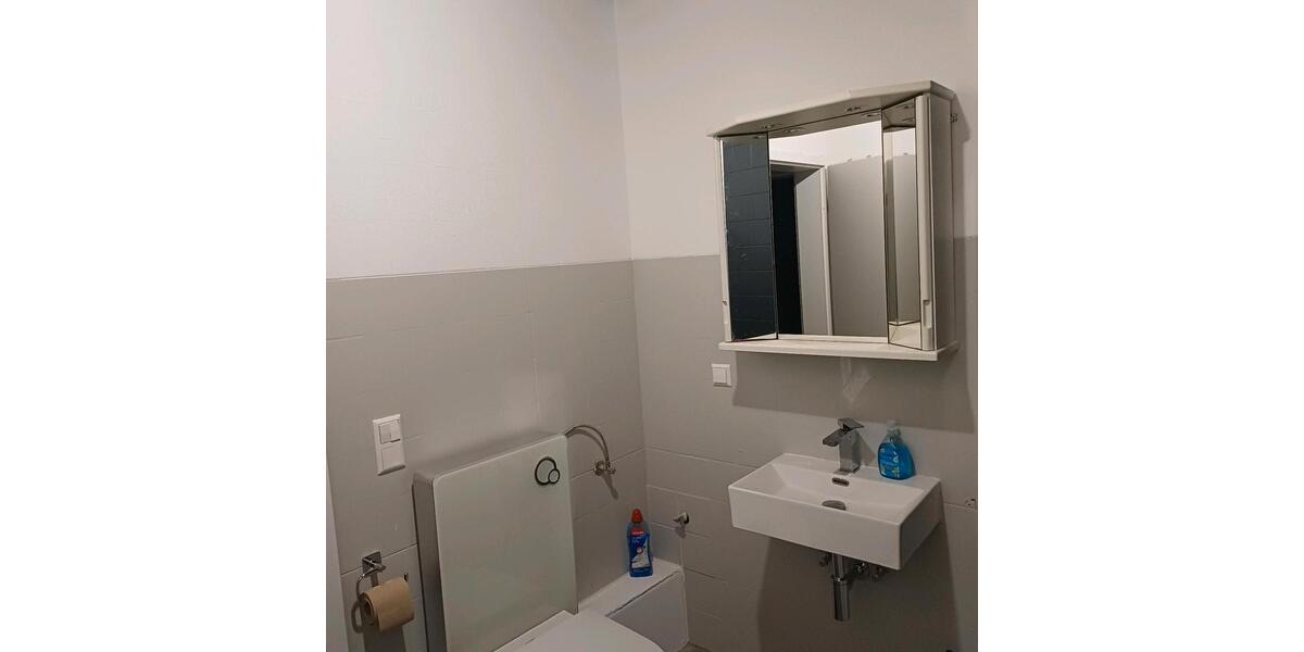 Wohnen auf Zeit Plettenberg - 1 Zimmer, 13 m&sup2;, 380&euro; | Angebot:26555349